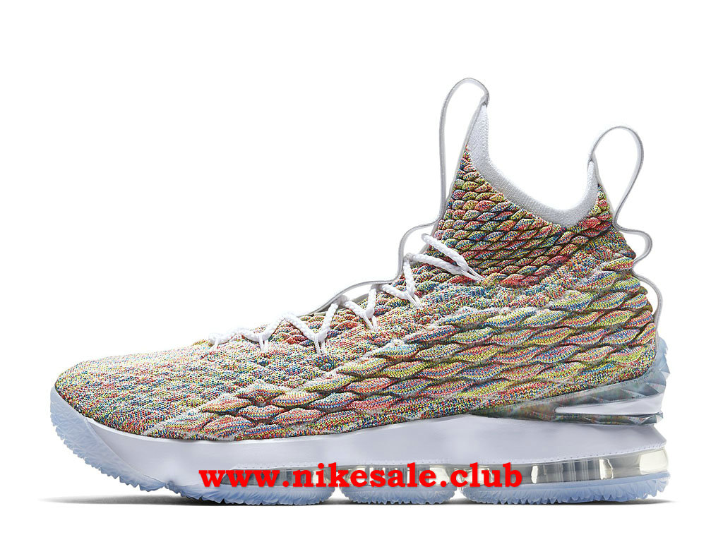 chaussure lebron 15