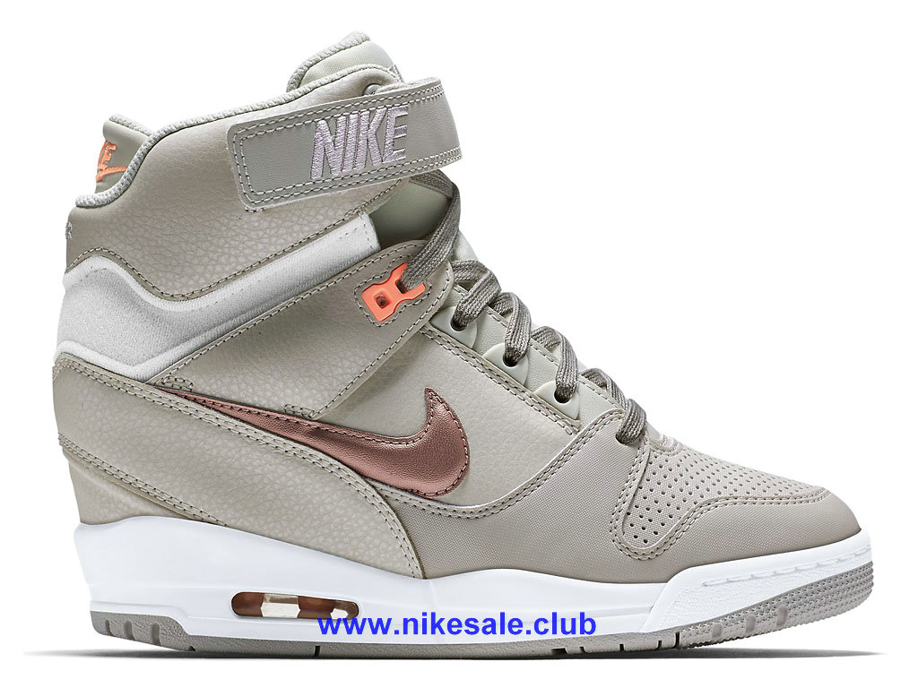 nike revolution fille
