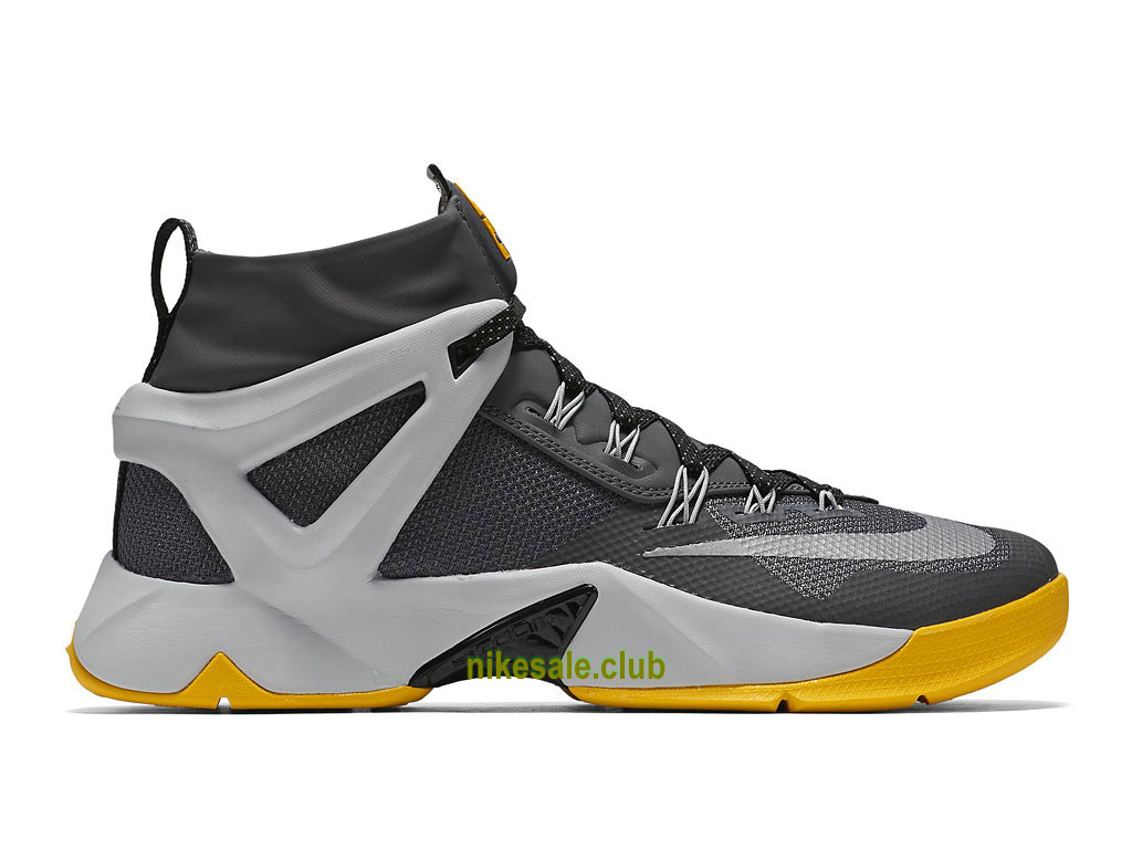 nike lebron 8 pas cher