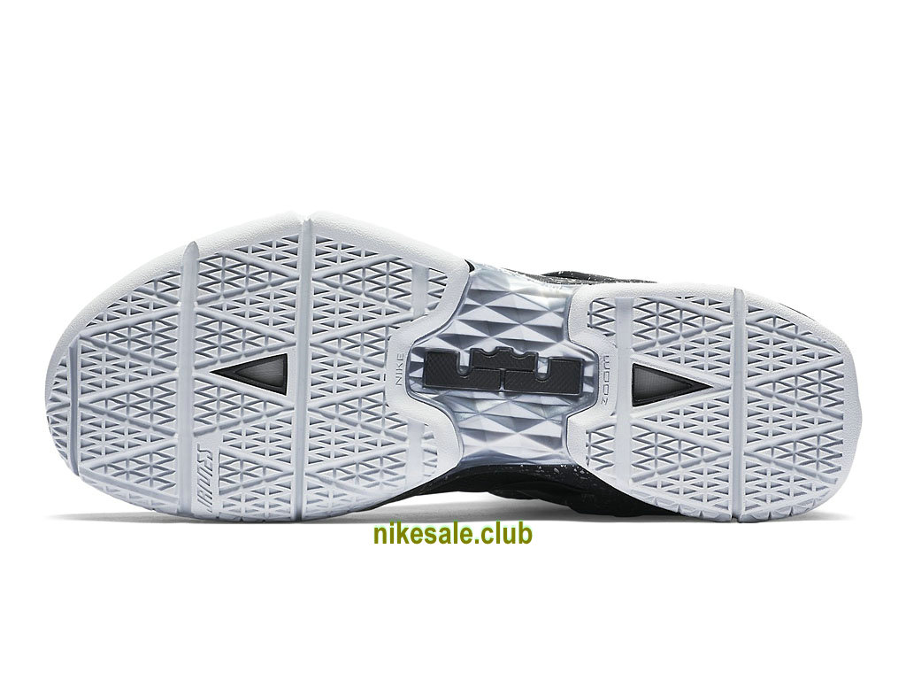 nike lebron 8 pas cher